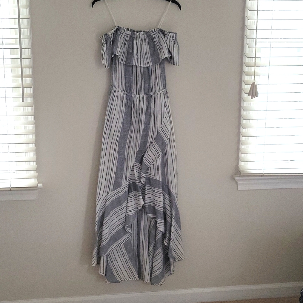 EXPRESS Off The Shoulder High Low Maxi Dress Size S